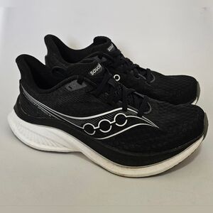 Women's Saucony Endorphin Speed 5 size 8